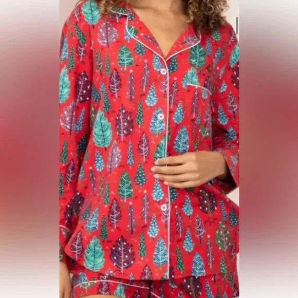 Printfresh Red and Green Leaf Pajama Set - Picture 5 of 16